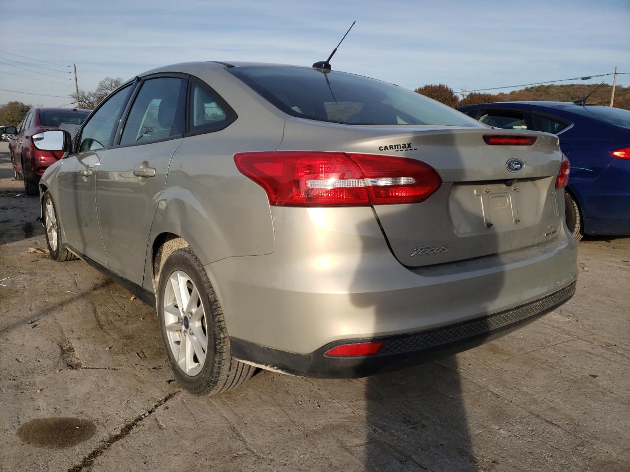 Photo 3 from auction – 2015 FORD FOCUS SE with VIN 1FADP3F20FL209453