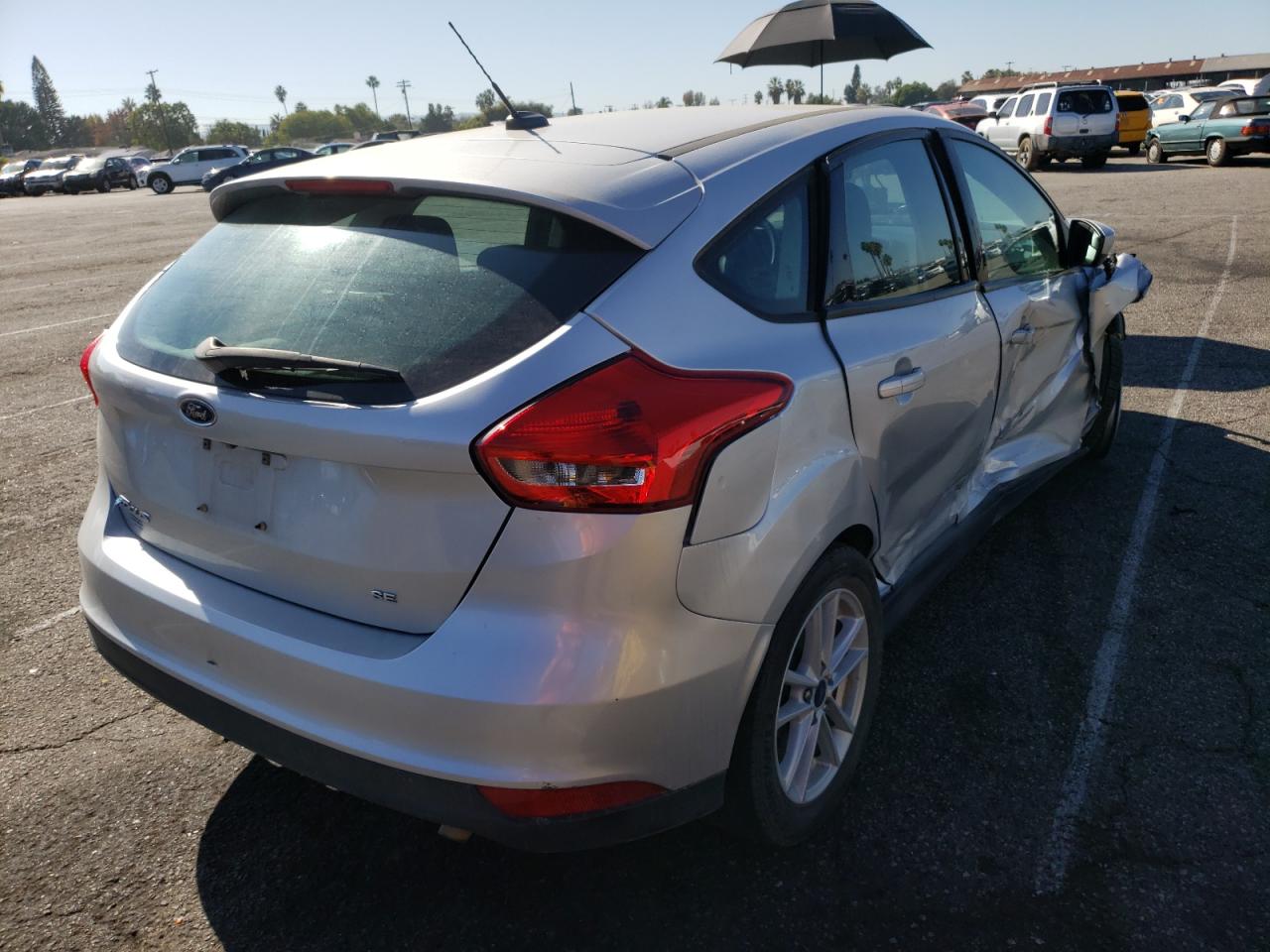 Photo 4 from auction – 2018 FORD FOCUS SE with VIN 1FADP3K25JL207566