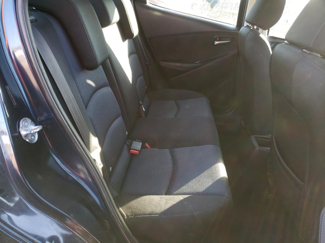 Photo 6 from auction – 2016 TOYOTA SCION IA with VIN 3MYDLBZV5GY113236