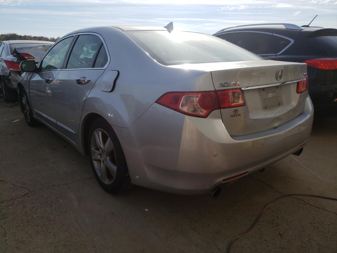Photo 3 from auction – 2012 ACURA TSX with VIN JH4CU2F4XCC011239