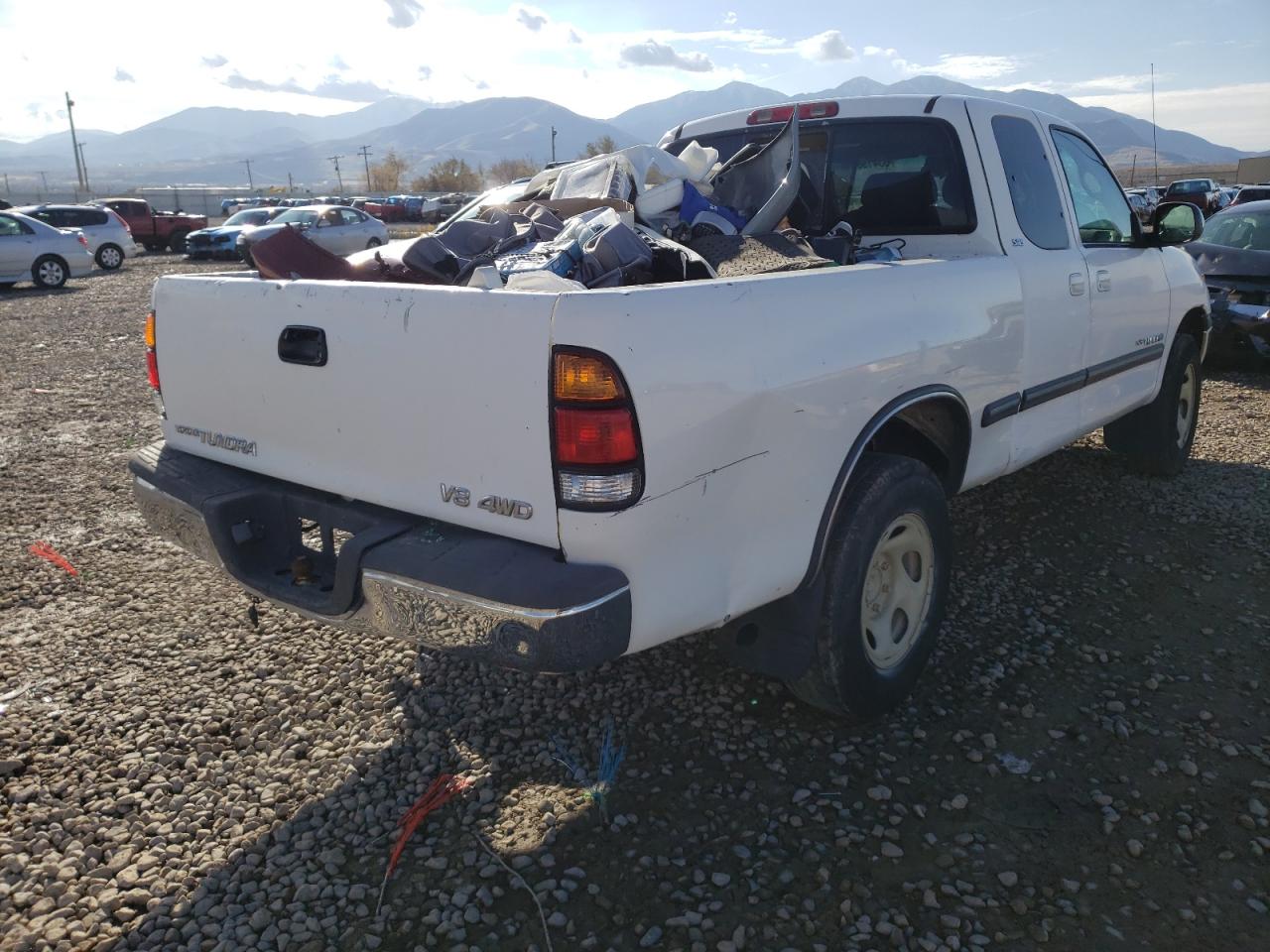 Photo 4 from auction – 2000 TOYOTA TUNDRA ACC with VIN 5TBBT441XYS082654