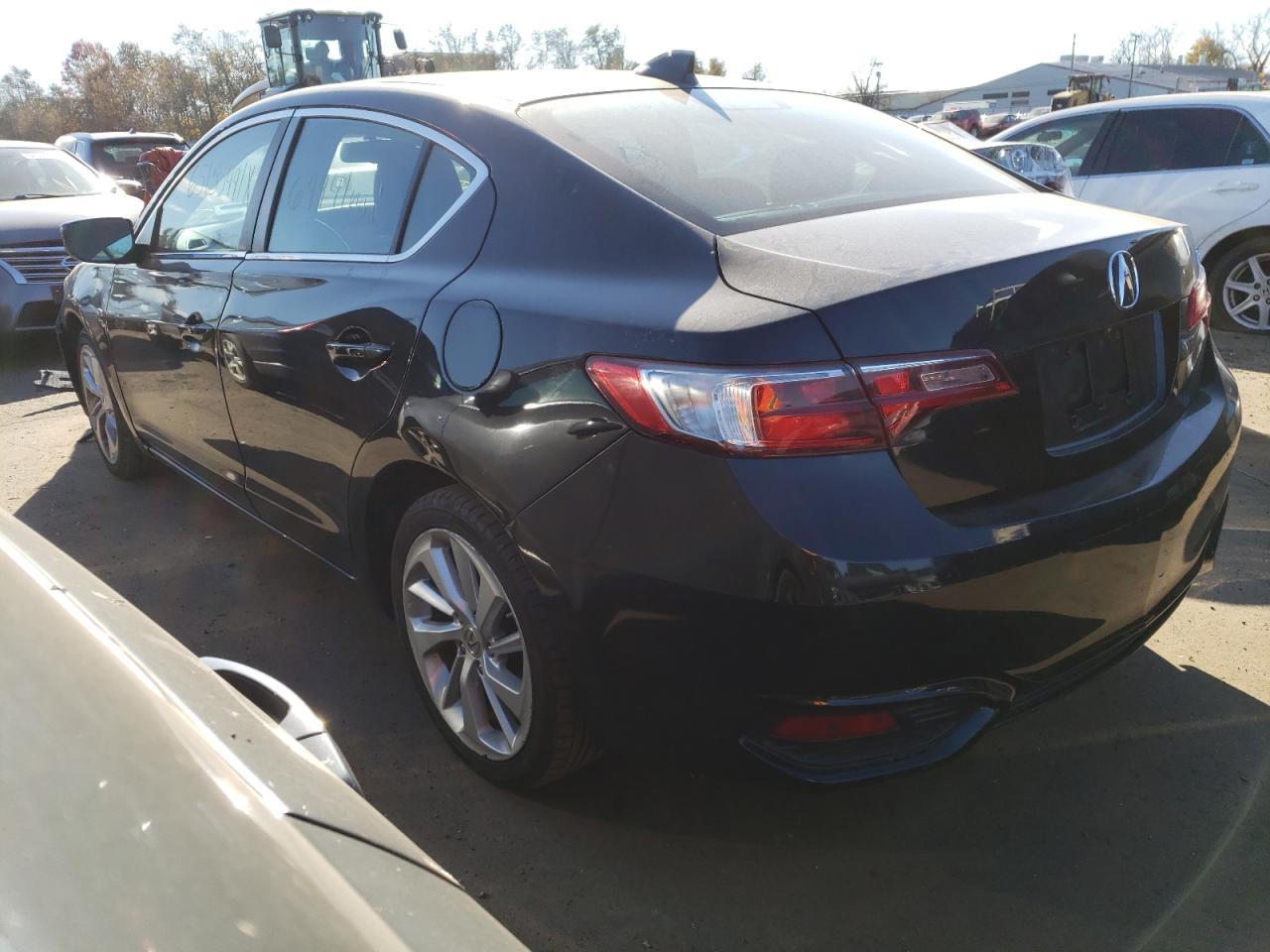 Photo 3 from auction – 2016 ACURA ILX PREMIU with VIN 19UDE2F71GA014949