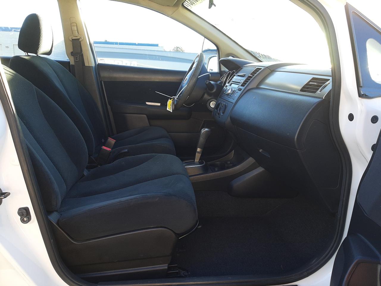 Photo 5 from auction – 2011 NISSAN VERSA S with VIN 3N1BC1AP7BL463408