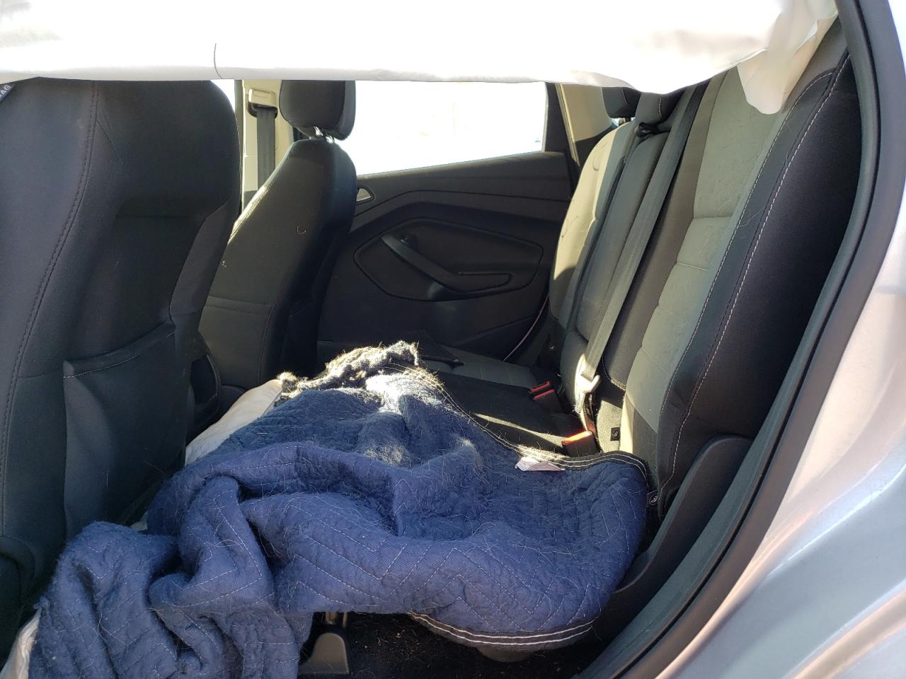 Photo 6 from auction – 2016 FORD ESCAPE SE with VIN 1FMCU0G7XGUA73718