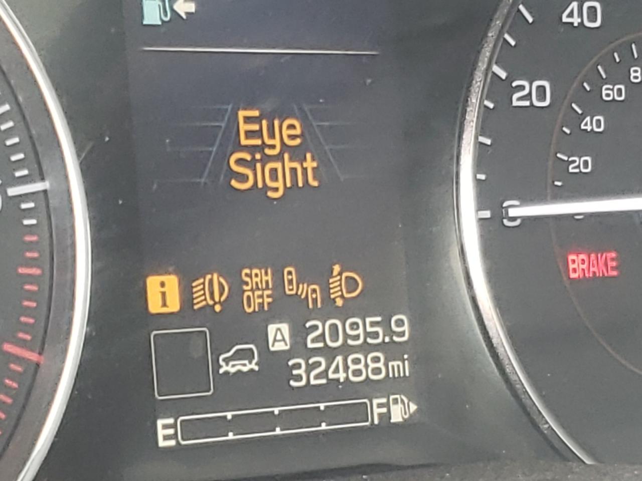 Photo 8 from auction – 2018 SUBARU CROSSTREK with VIN JF2GTAMC5JH264657