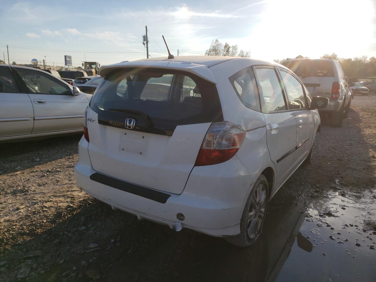 Photo 4 from auction – 2010 HONDA FIT with VIN JHMGE8G45AS018005