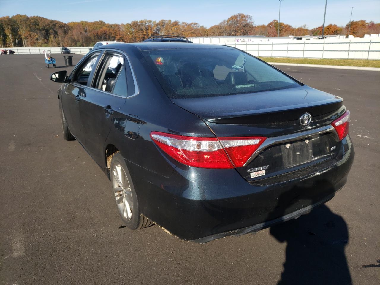 Photo 3 from auction – 2016 TOYOTA CAMRY LE with VIN 4T1BF1FKXGU171553