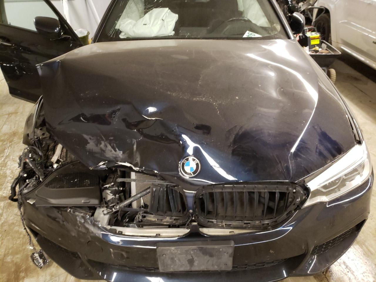 Photo 7 from auction – 2017 BMW 540 XI with VIN WBAJE7C3XHG887725