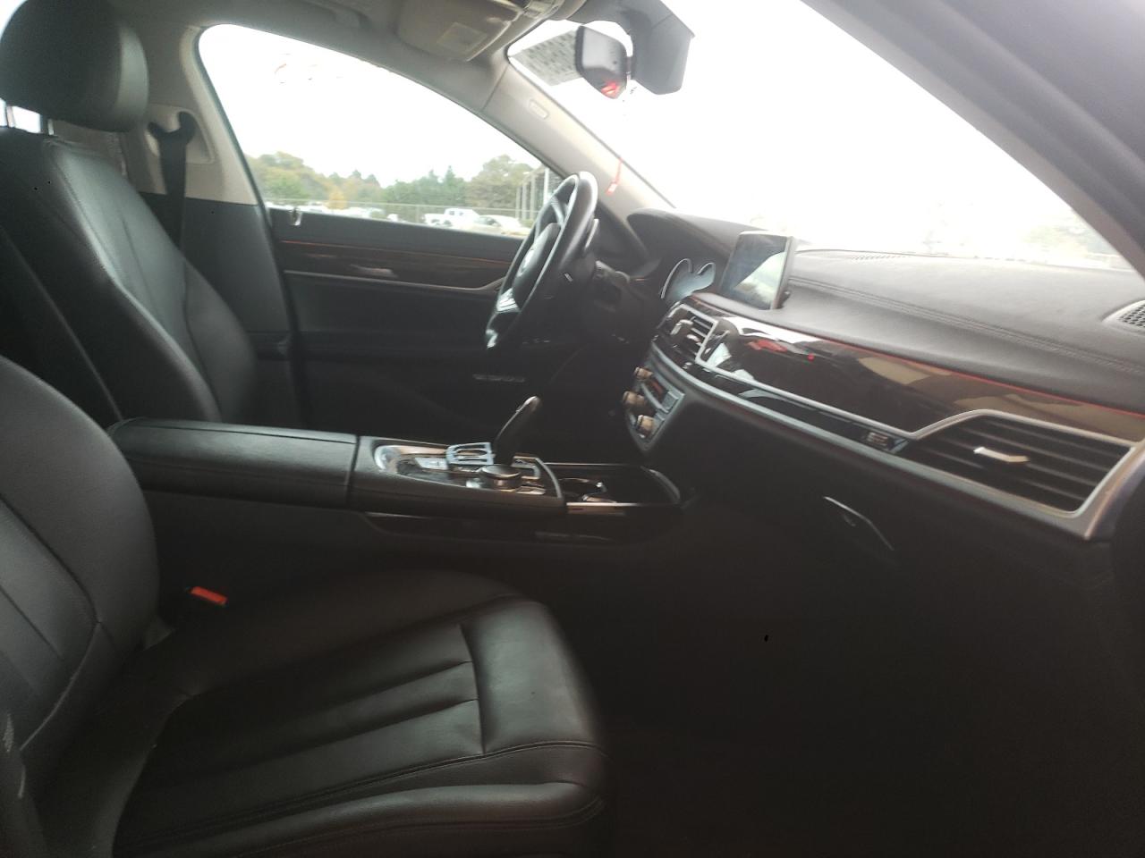 Photo 5 from auction – 2017 BMW 740 I with VIN WBA7E2C50HG739856