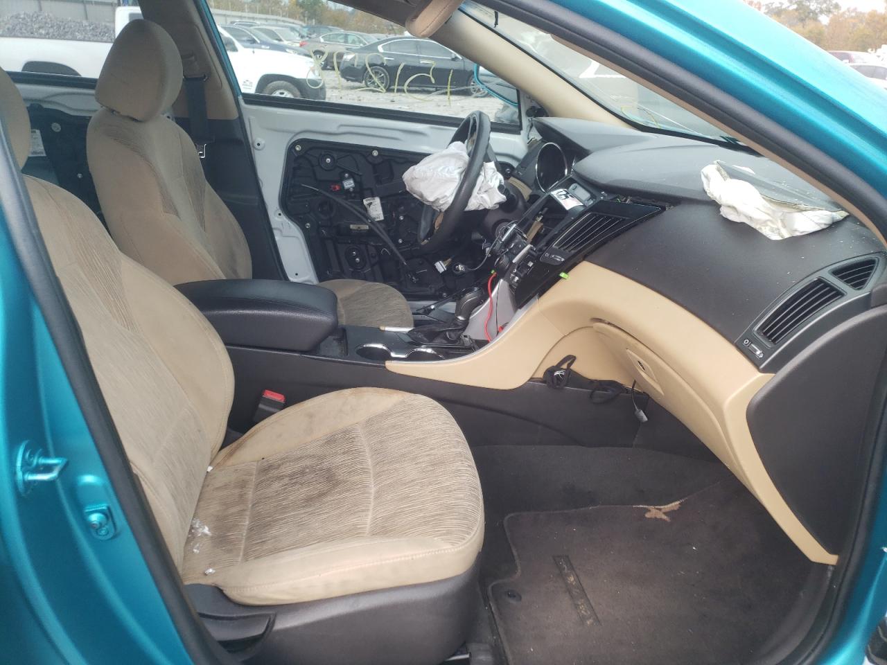 Photo 5 from auction – 2012 HYUNDAI SONATA GLS with VIN 5NPEB4AC1CH415030