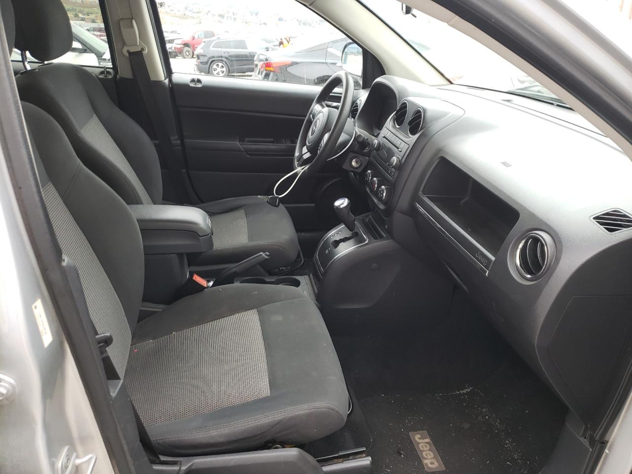 Photo 5 from auction – 2011 JEEP COMPASS SP with VIN 1J4NF1FB7BD248108