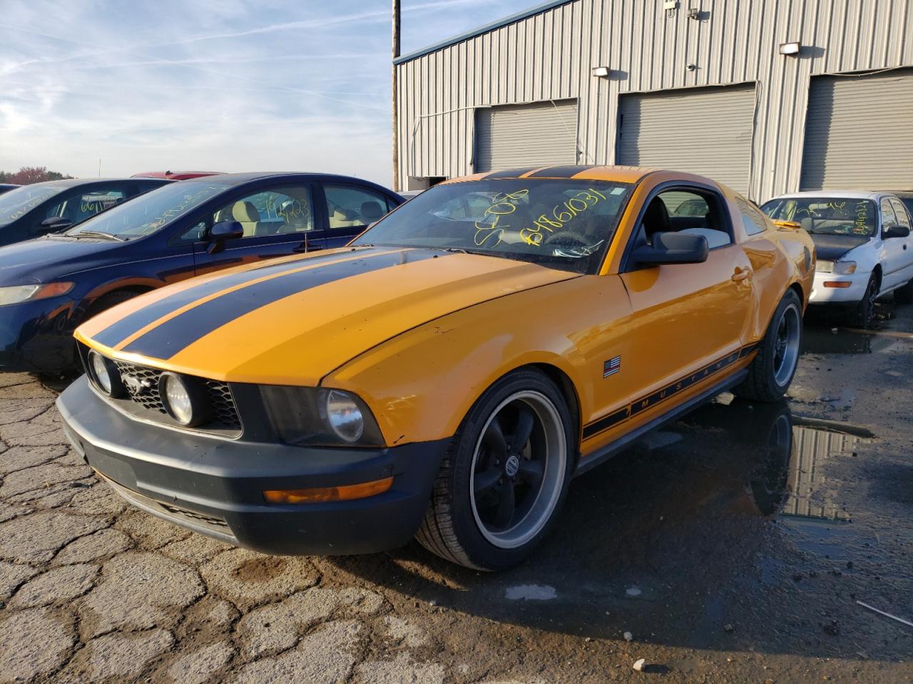 Photo 2 from auction – 2008 FORD MUSTANG with VIN 1ZVHT80N685166295