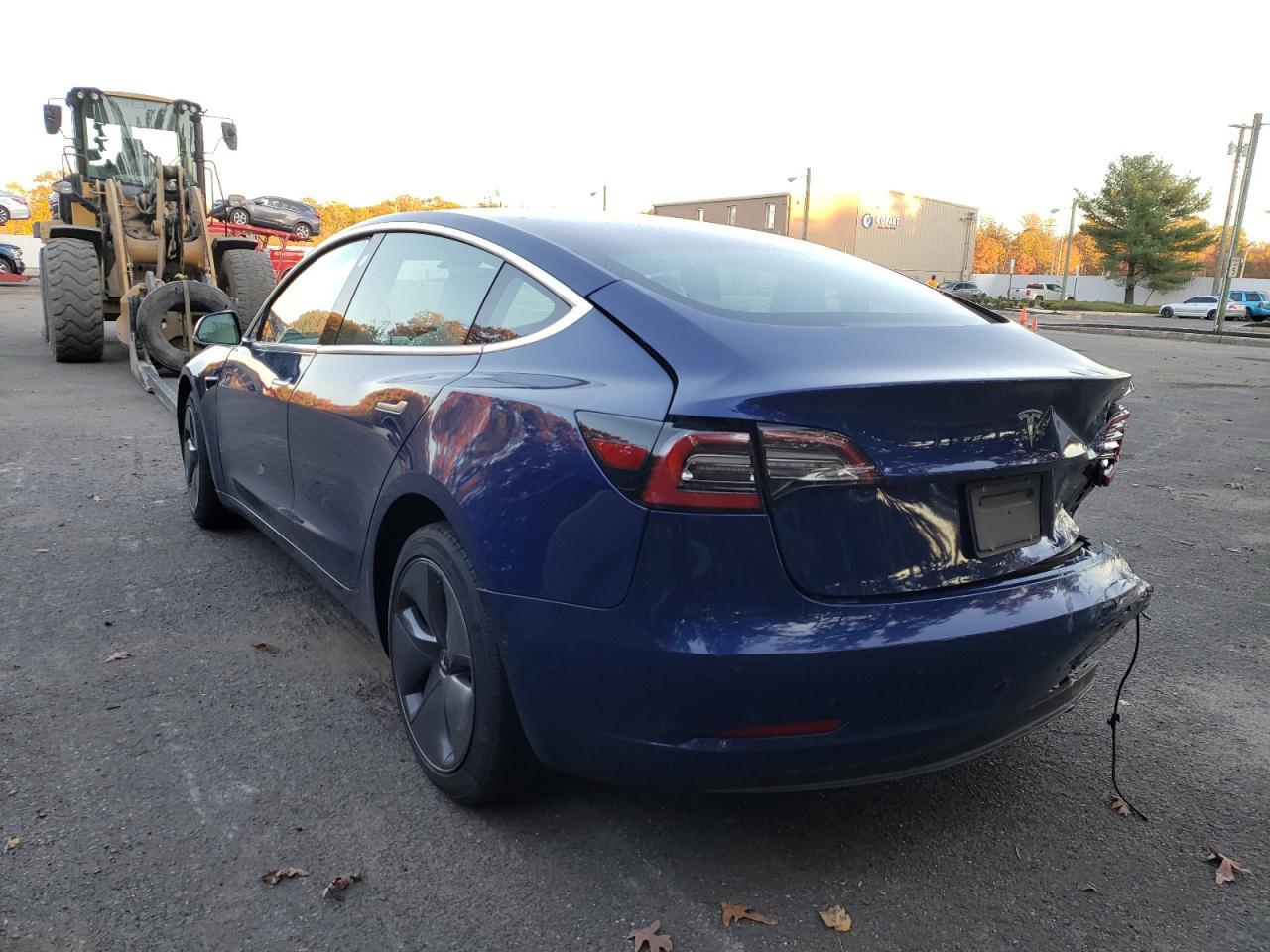 Photo 3 from auction – 2019 TESLA MODEL 3 with VIN 5YJ3E1EB3KF477508