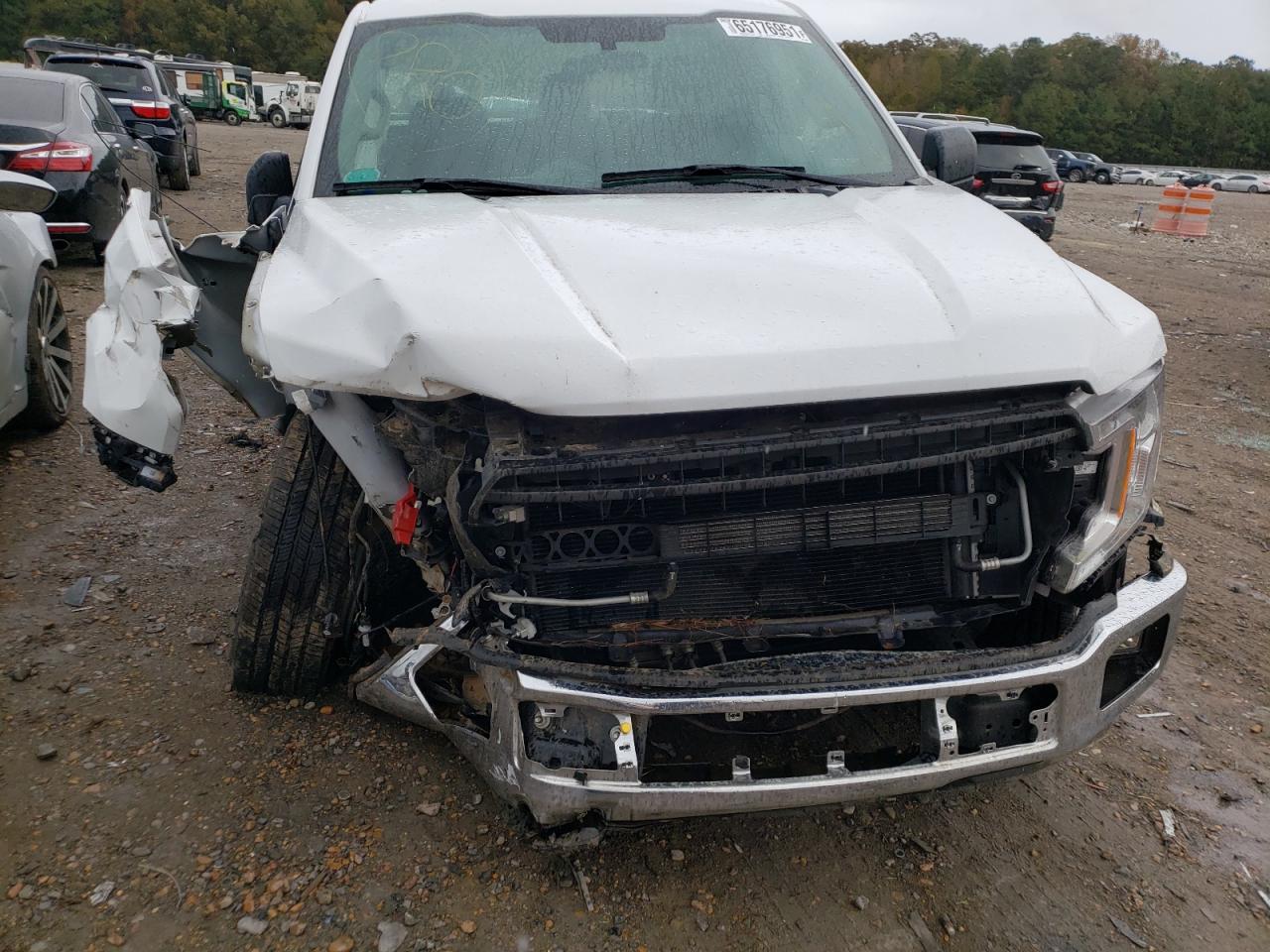 Photo 9 from auction – 2018 FORD F150 with VIN 1FTMF1CB9JFE36301