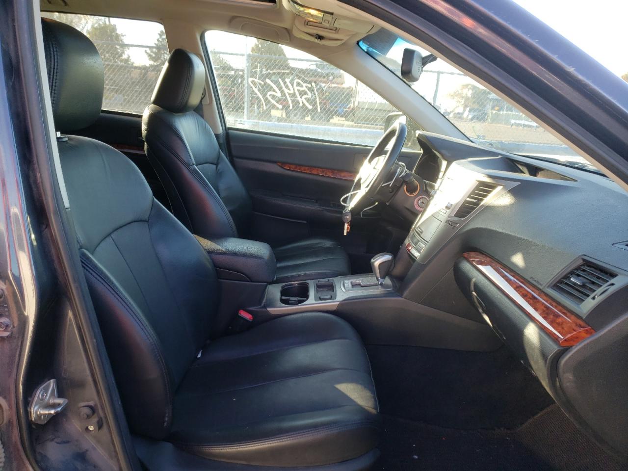 Photo 5 from auction – 2010 SUBARU OUTBACK 2. with VIN 4S4BRBKCXA3336994