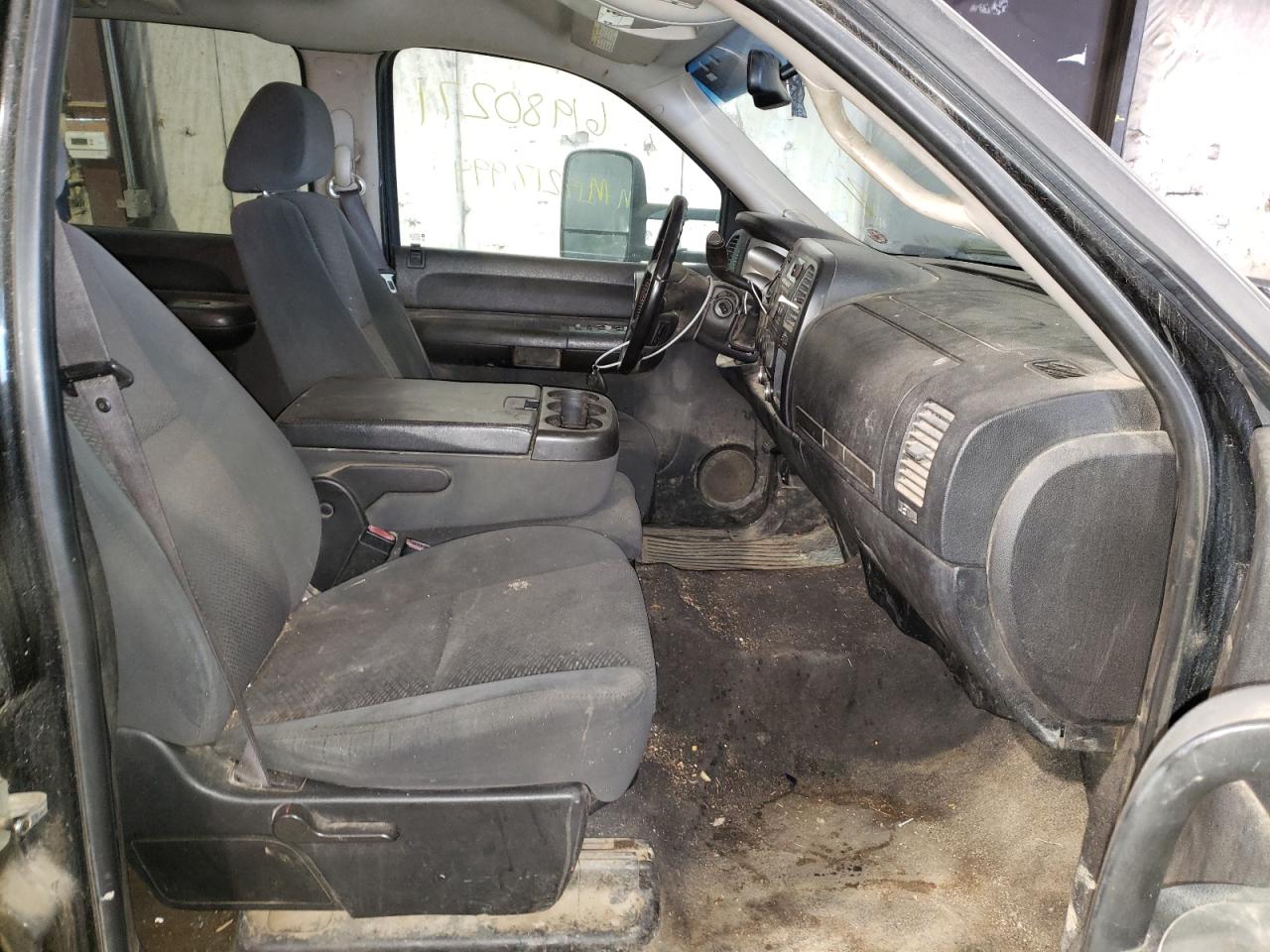Photo 5 from auction – 2009 CHEVROLET SILVERADO with VIN 1GCHK73699F101019