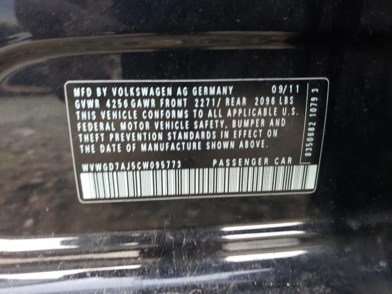 Photo 10 from auction – 2012 VOLKSWAGEN GTI with VIN WVWGD7AJ5CW095773