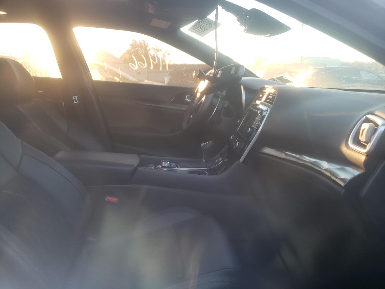 Photo 5 from auction – 2021 NISSAN MAXIMA SR with VIN 1N4AA6EV7MC503821