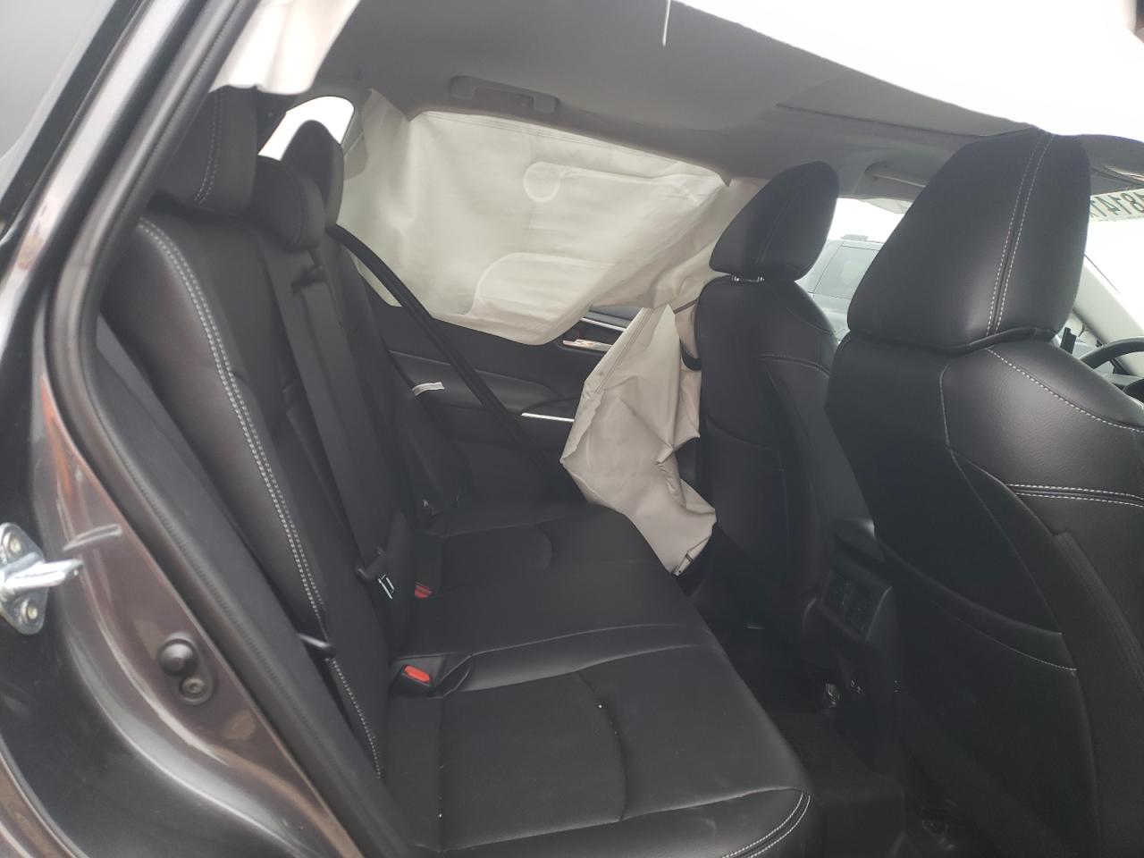 Photo 6 from auction – 2021 TOYOTA RAV4 XLE with VIN 2T3P1RFV1MC215828
