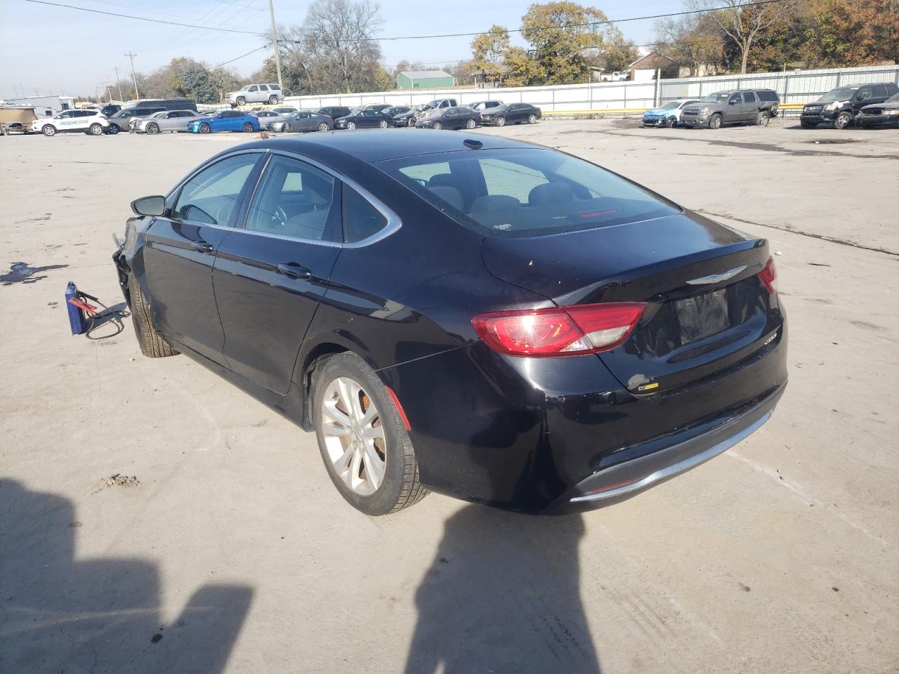 Photo 3 from auction – 2015 CHRYSLER 200 LIMITE with VIN 1C3CCCAB2FN612156