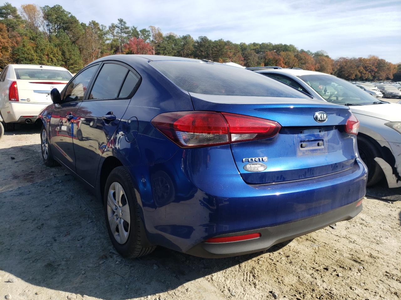 Photo 3 from auction – 2018 KIA FORTE LX with VIN 3KPFK4A7XJE254976