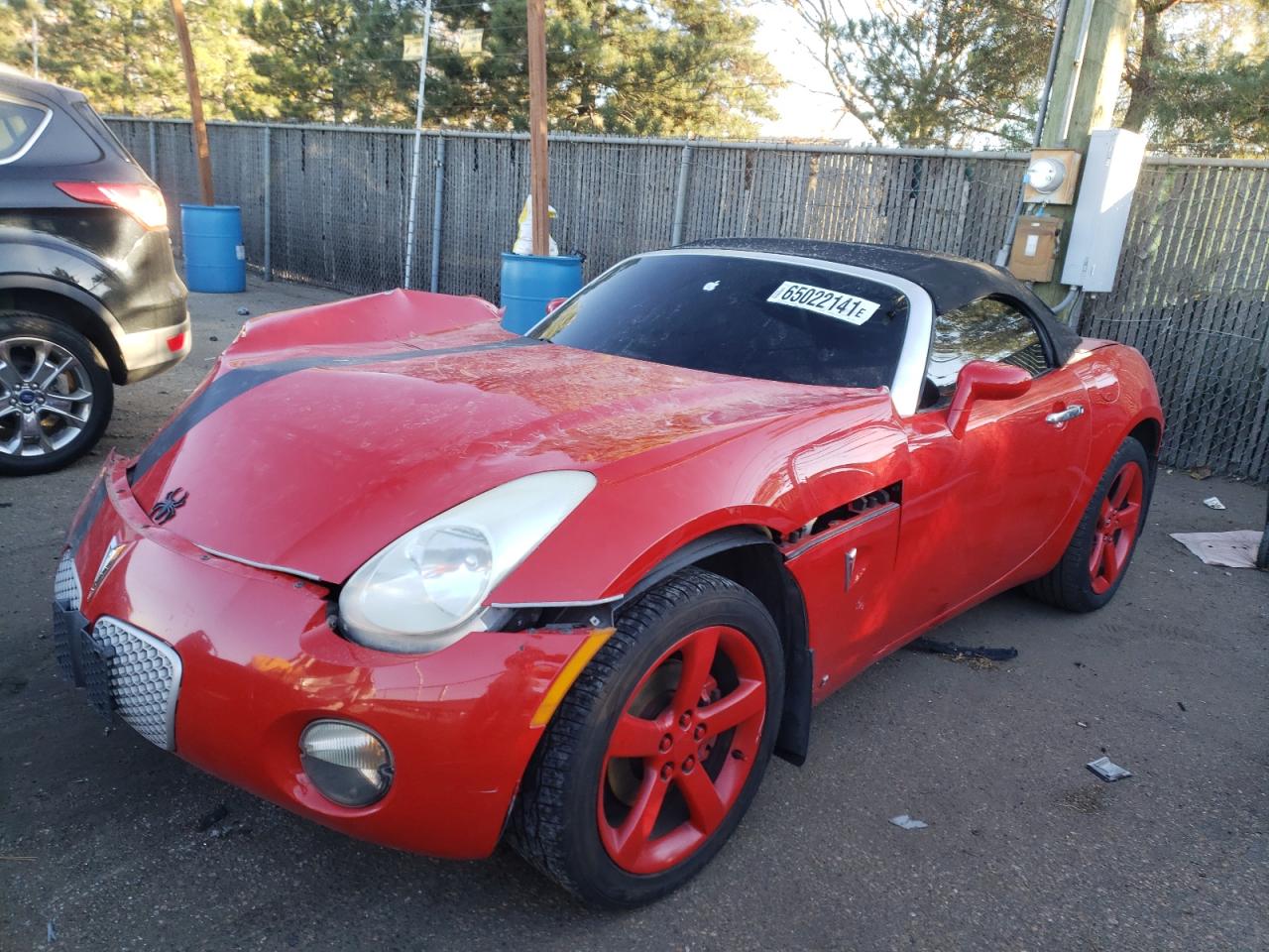 Photo 2 from auction – 2006 PONTIAC SOLSTICE with VIN 1G2MB33B26Y111397
