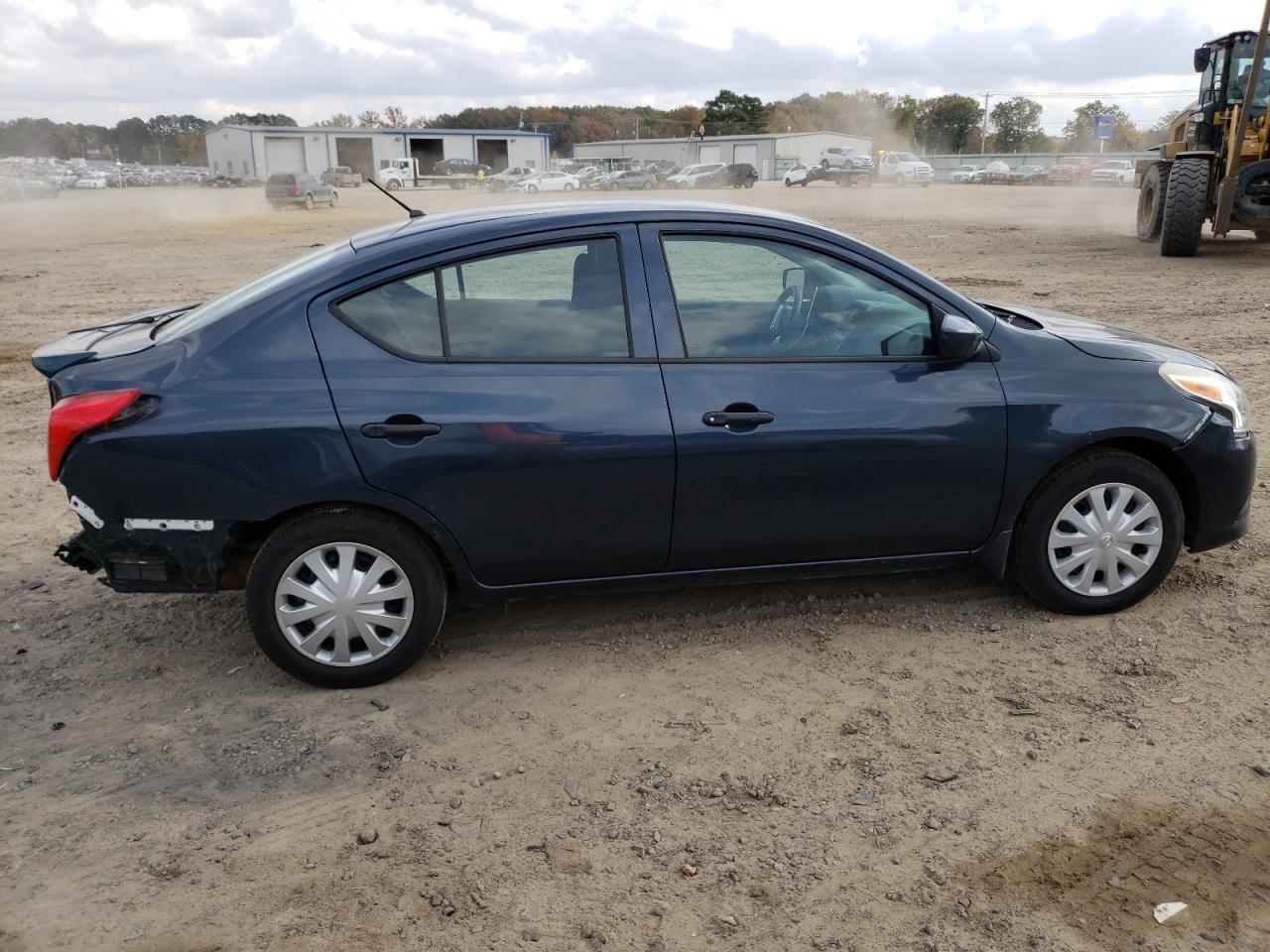 Photo 9 from auction – 2017 NISSAN VERSA S with VIN 3N1CN7AP7HL849711