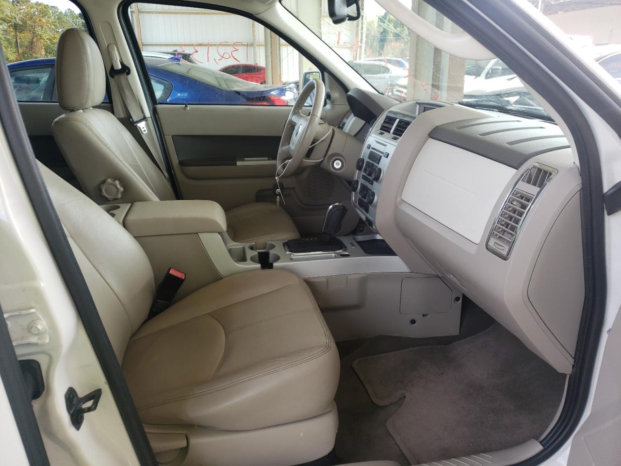 Photo 5 from auction – 2011 MERCURY MARINER PR with VIN 4M2CN8HG4BKJ08458