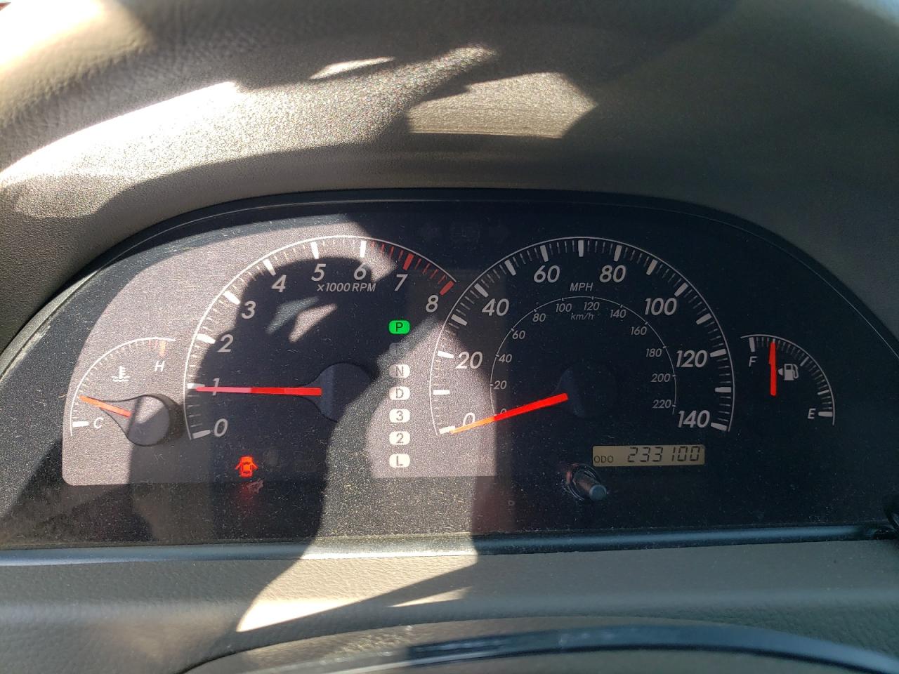 Photo 8 from auction – 2005 TOYOTA CAMRY LE with VIN 4T1BE30K15U385576
