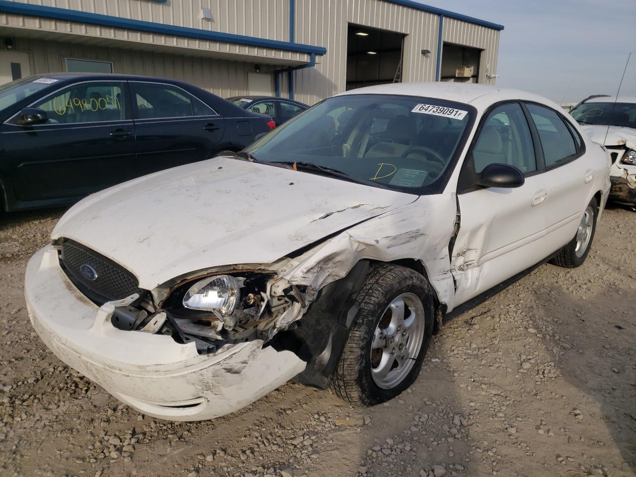 Photo 2 from auction – 2005 FORD TAURUS SE with VIN 1FAFP53U65A197555