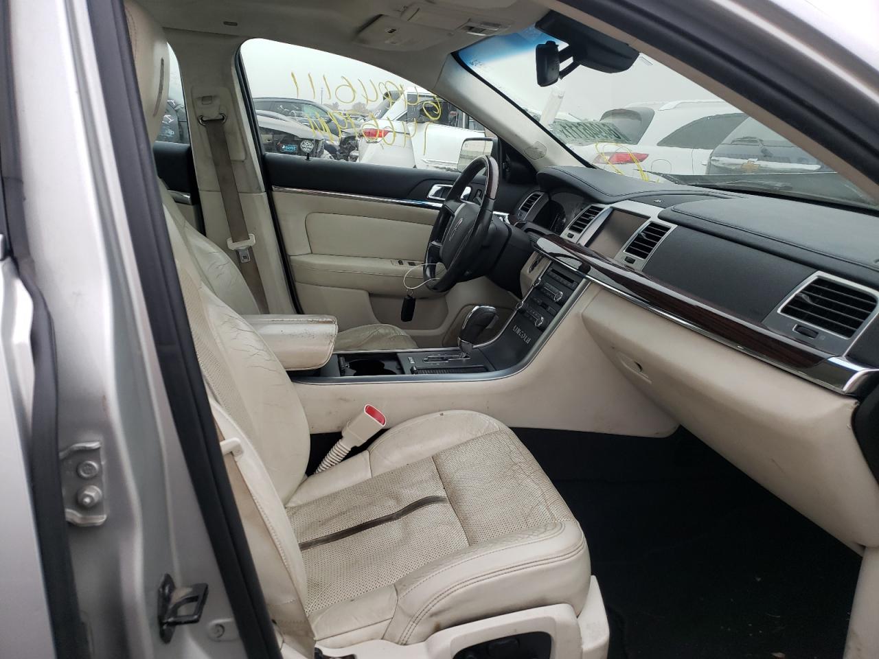 Photo 5 from auction – 2009 LINCOLN MKS with VIN 1LNHM93R69G602441