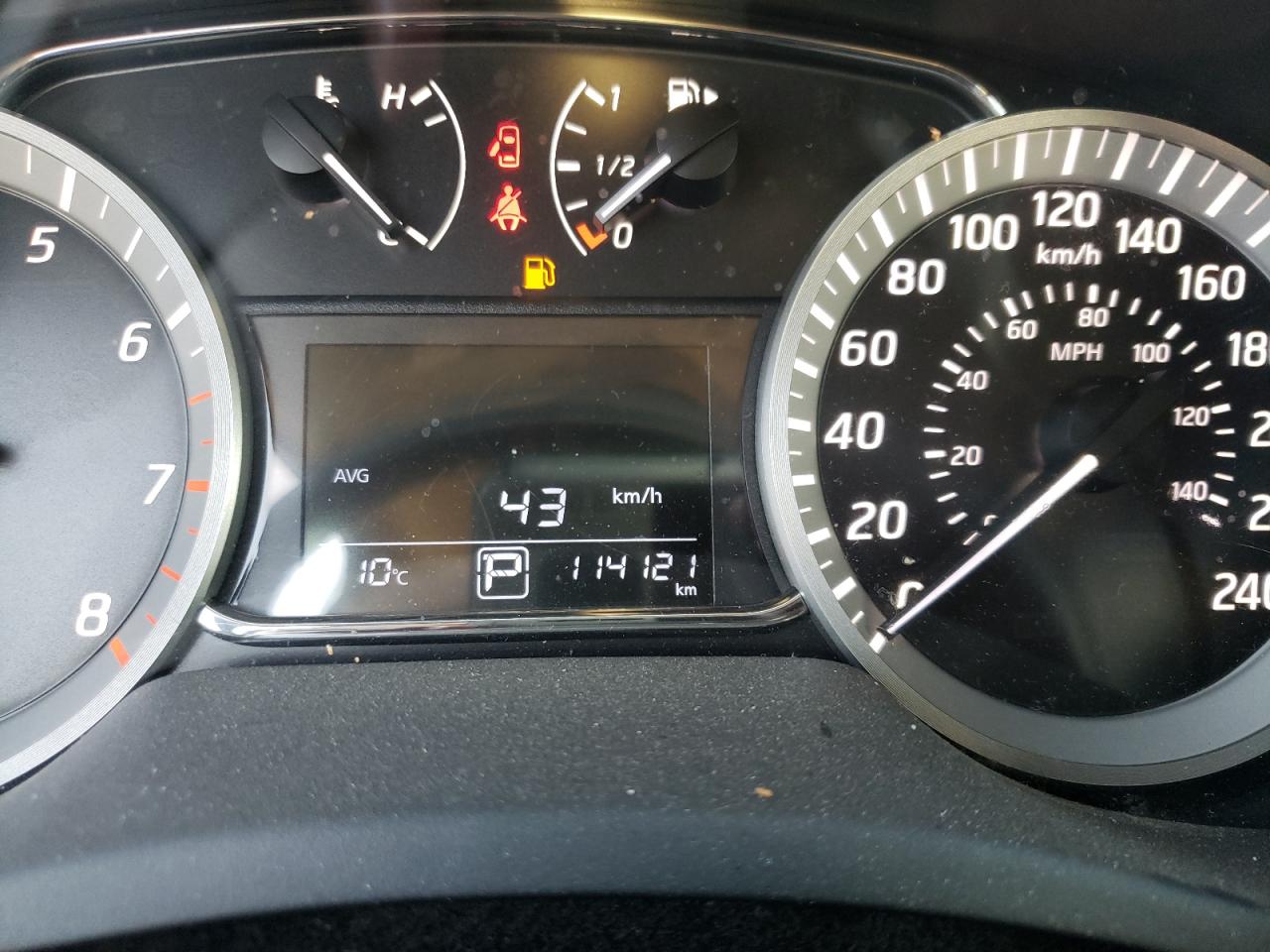 Photo 8 from auction – 2015 NISSAN SENTRA S with VIN 3N1AB7AP5FL650931