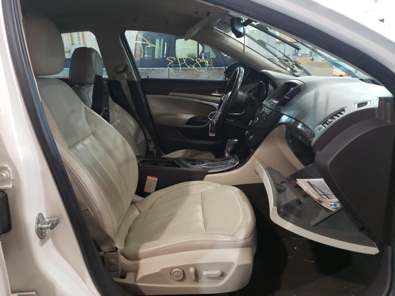 Photo 5 from auction – 2013 BUICK REGAL PREM with VIN 2G4GS5EV7D9247744