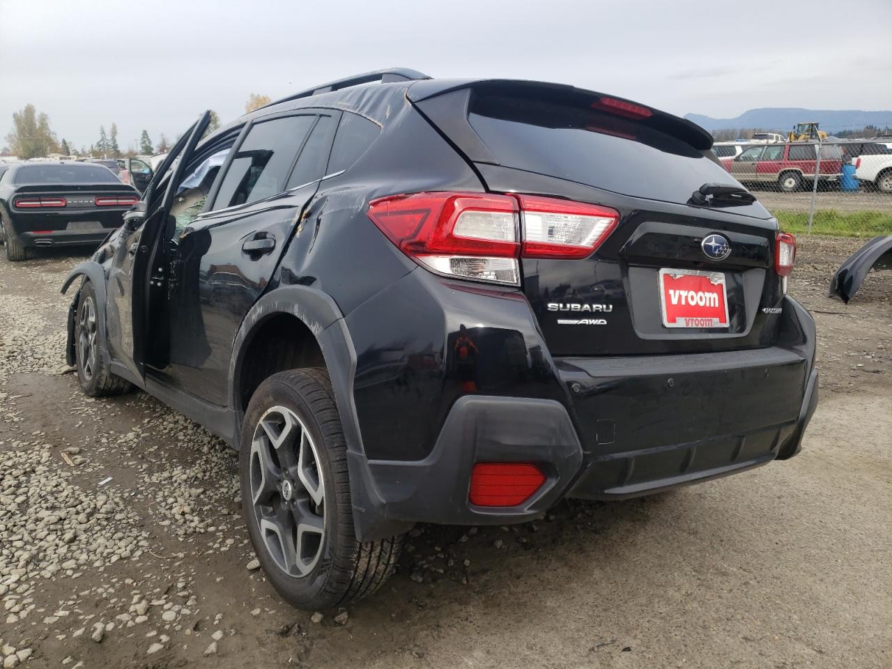 Photo 3 from auction – 2018 SUBARU CROSSTREK with VIN JF2GTAMC5JH264657