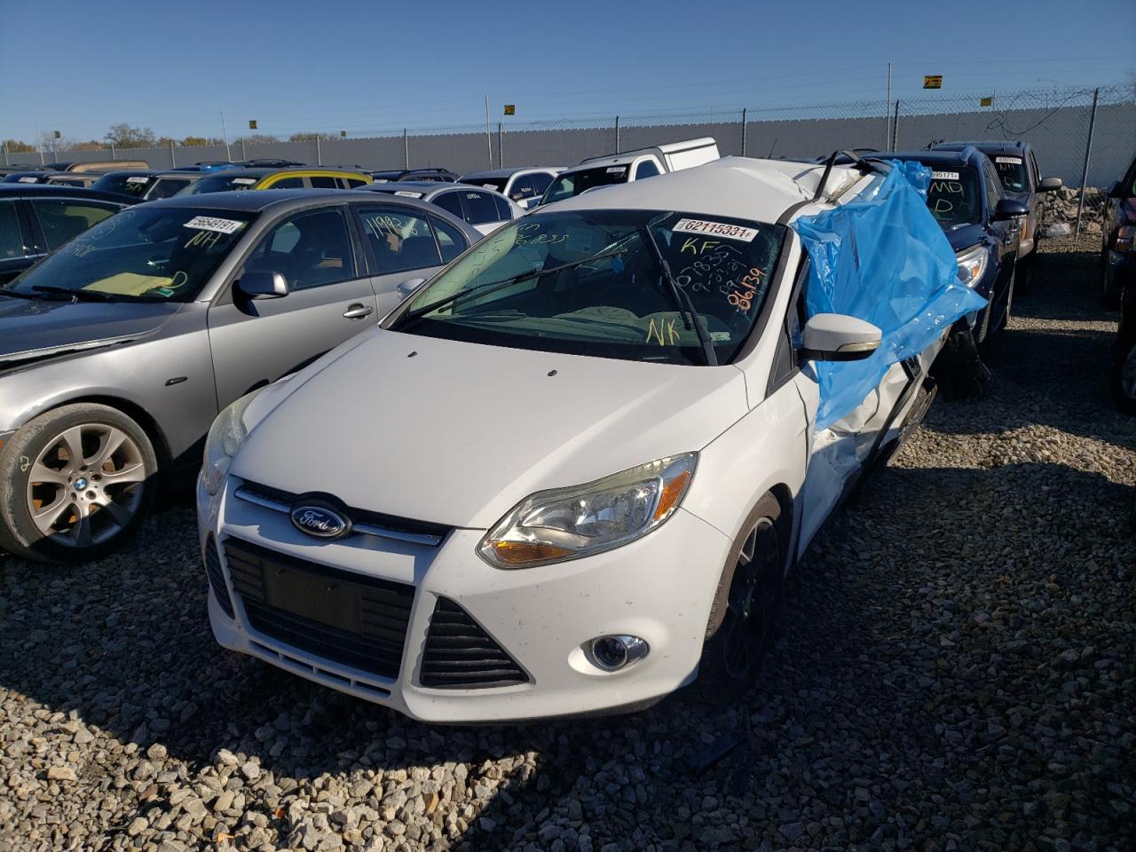 Photo 17 from auction – 2014 FORD FOCUS SE with VIN 1FADP3K28EL276855