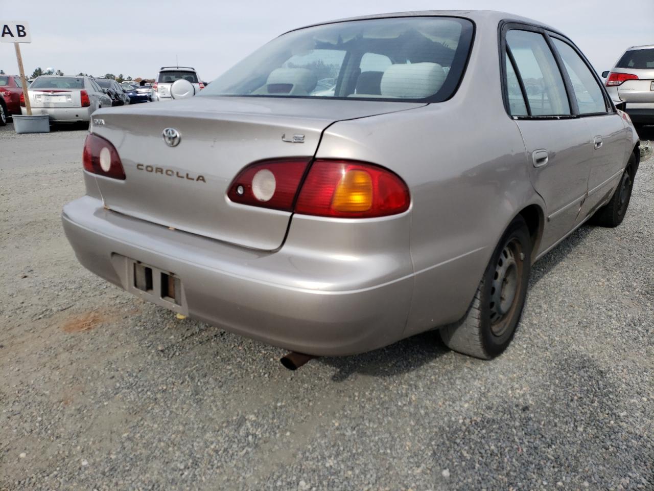Photo 4 from auction – 2001 TOYOTA COROLLA CE with VIN 2T1BR12E71C433836