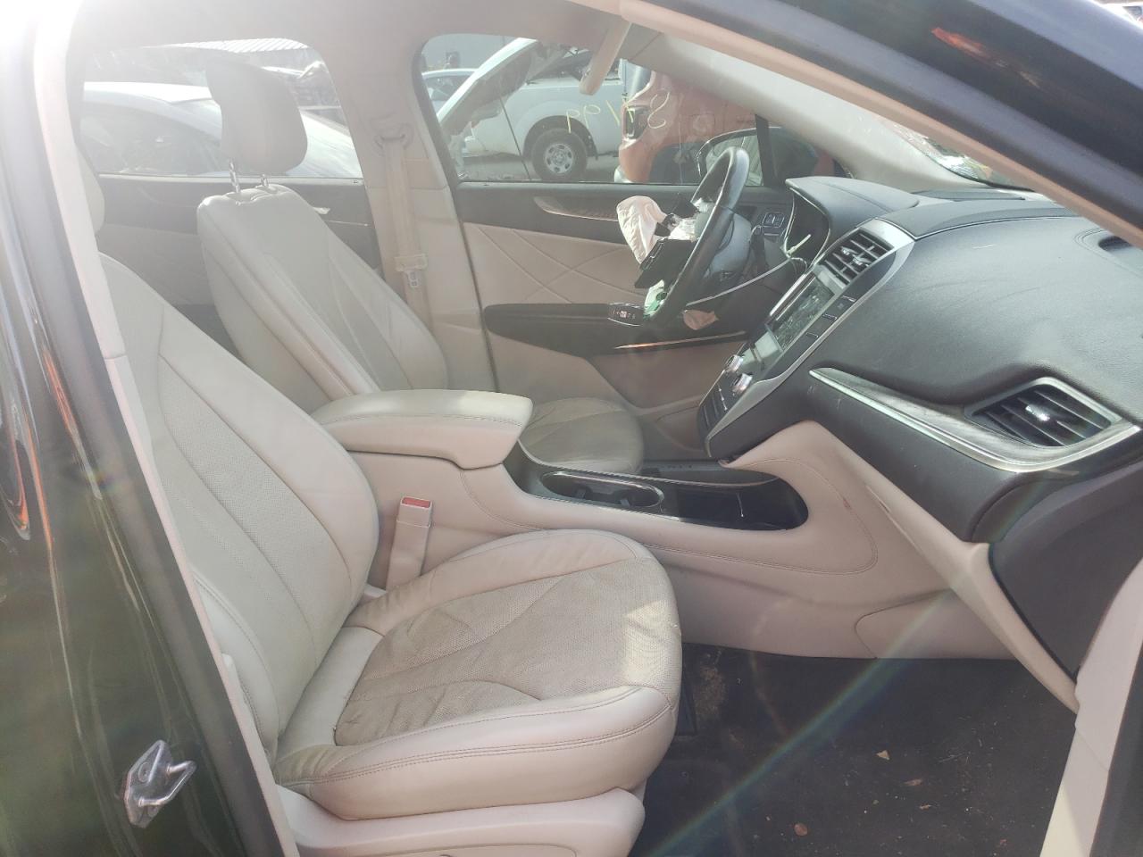Photo 5 from auction – 2017 LINCOLN MKC RESERV with VIN 5LMCJ3D90HUL16516