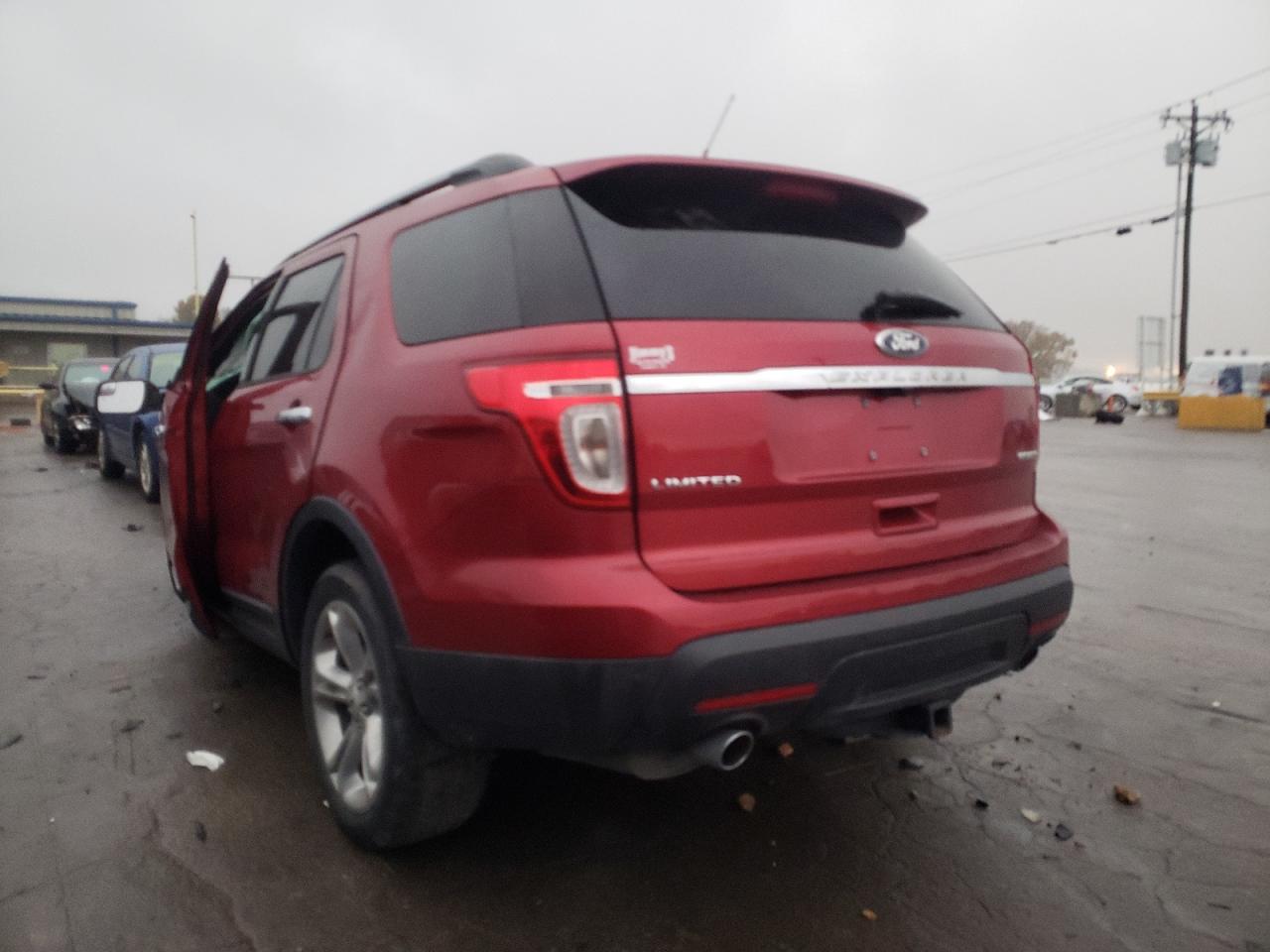 Photo 3 from auction – 2013 FORD EXPLORER L with VIN 1FM5K7F83DGC77983