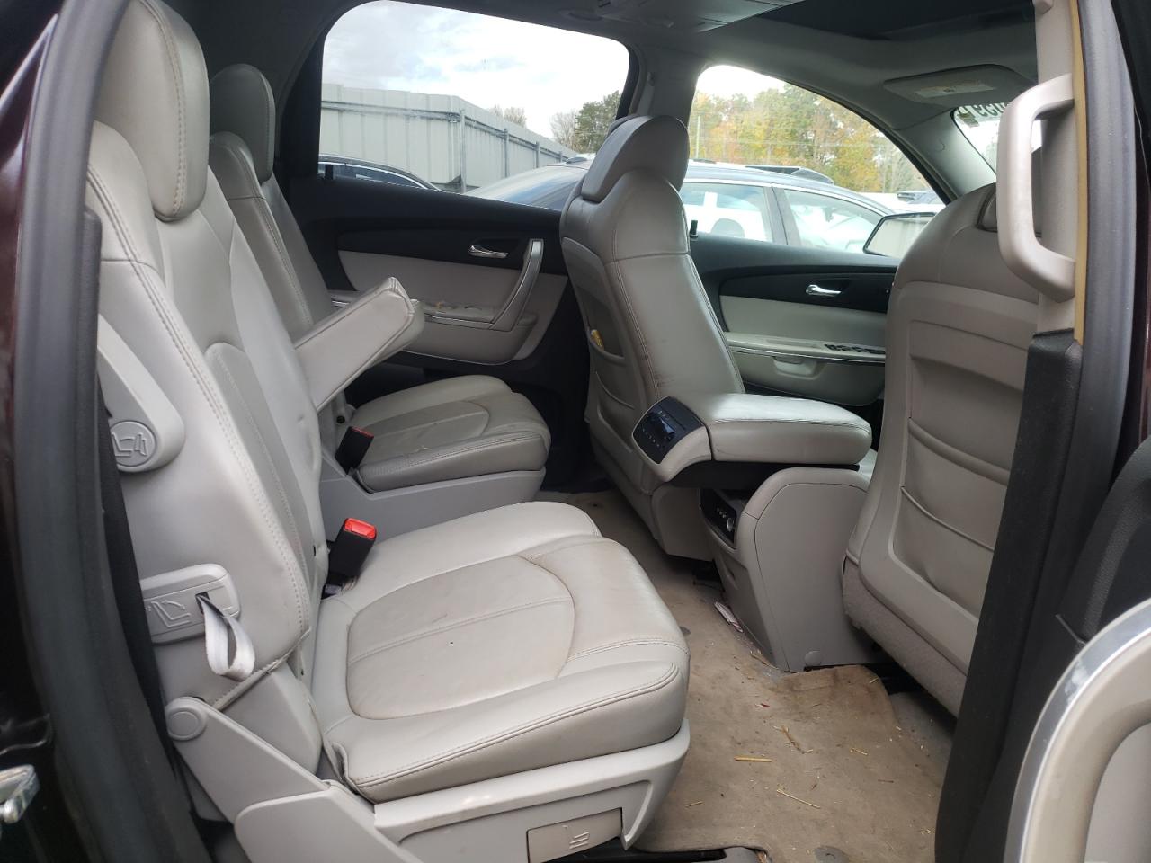 Photo 6 from auction – 2008 GMC ACADIA SLT with VIN 1GKER33758J193715