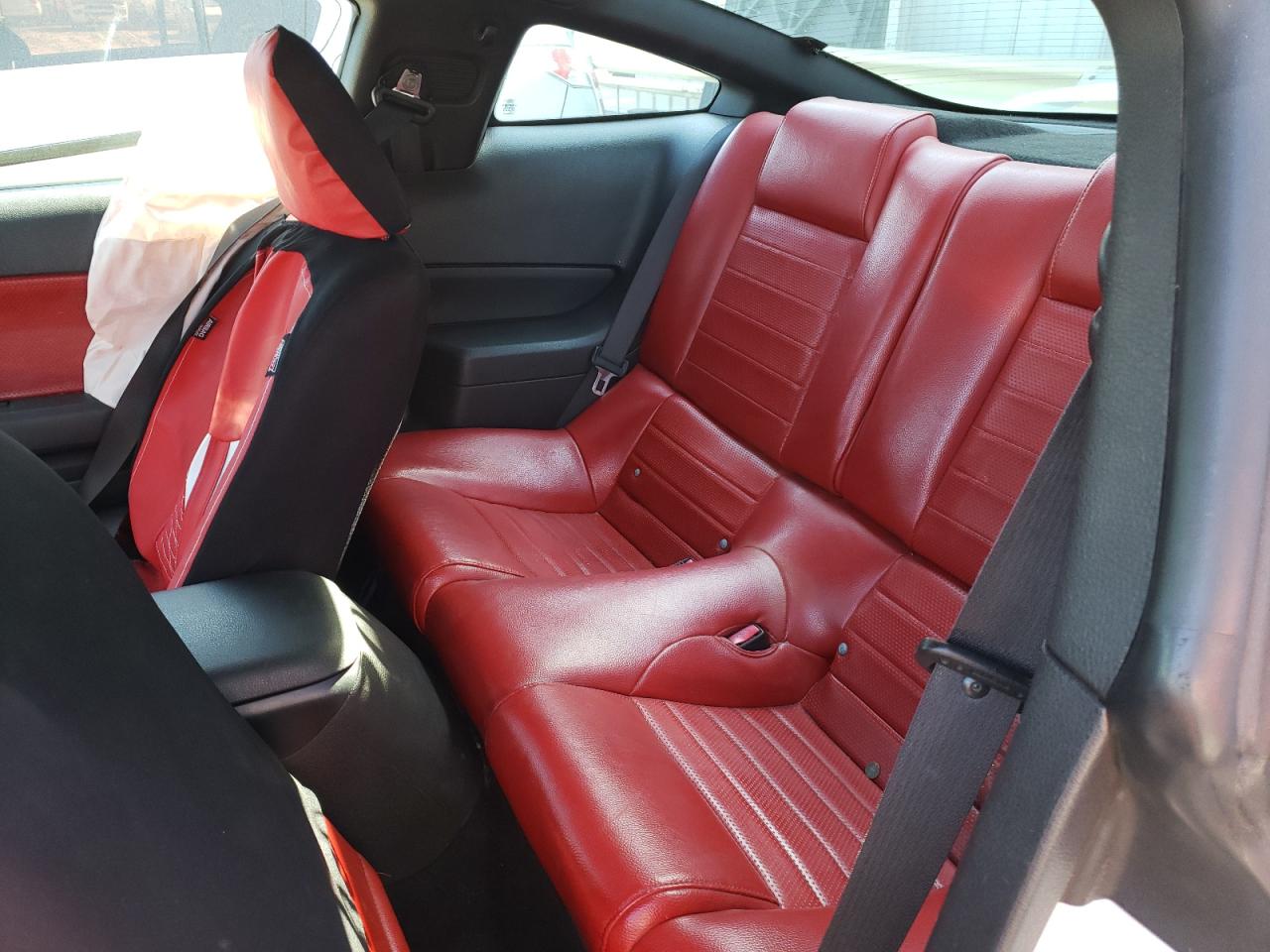 Photo 6 from auction – 2006 FORD MUSTANG with VIN 1ZVHT80N765101288