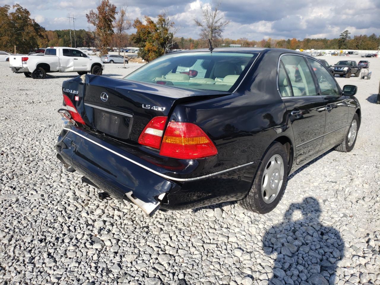 Photo 4 from auction – 2001 LEXUS LS 430 with VIN JTHBN30F310007072