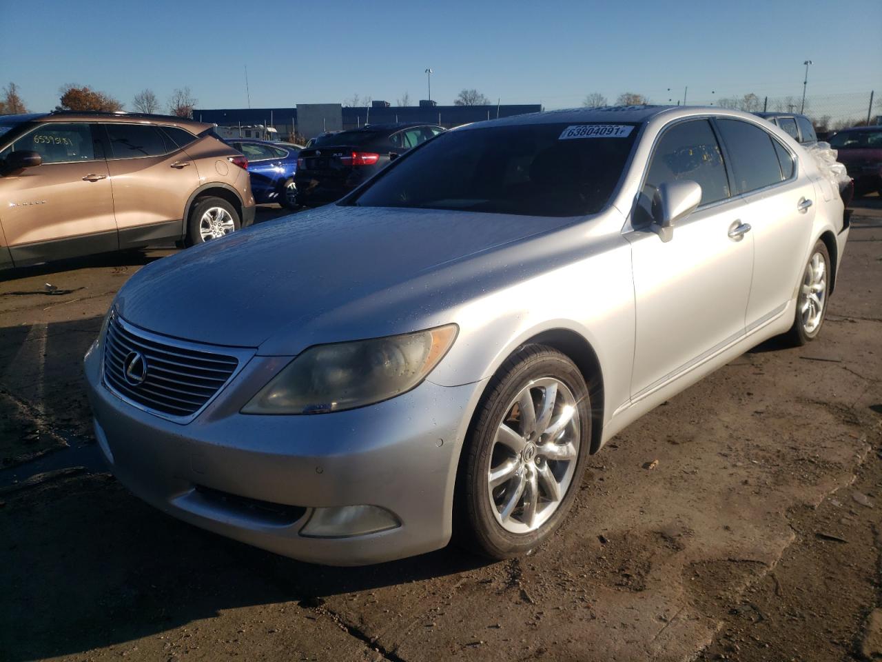 Photo 2 from auction – 2007 LEXUS LS 460 with VIN JTHBL46F075050993