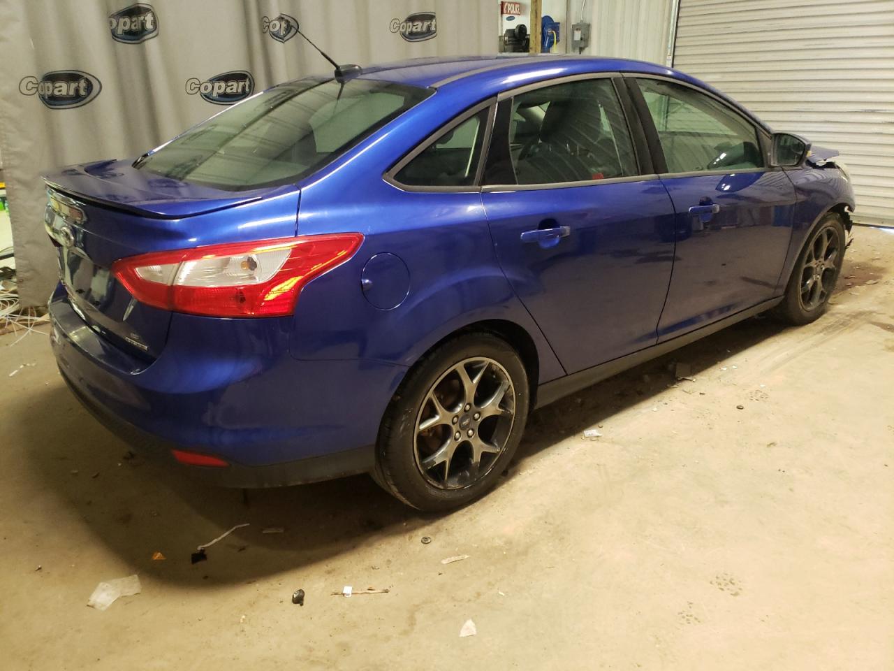 Photo 4 from auction – 2013 FORD FOCUS SE with VIN 1FADP3F23DL124863