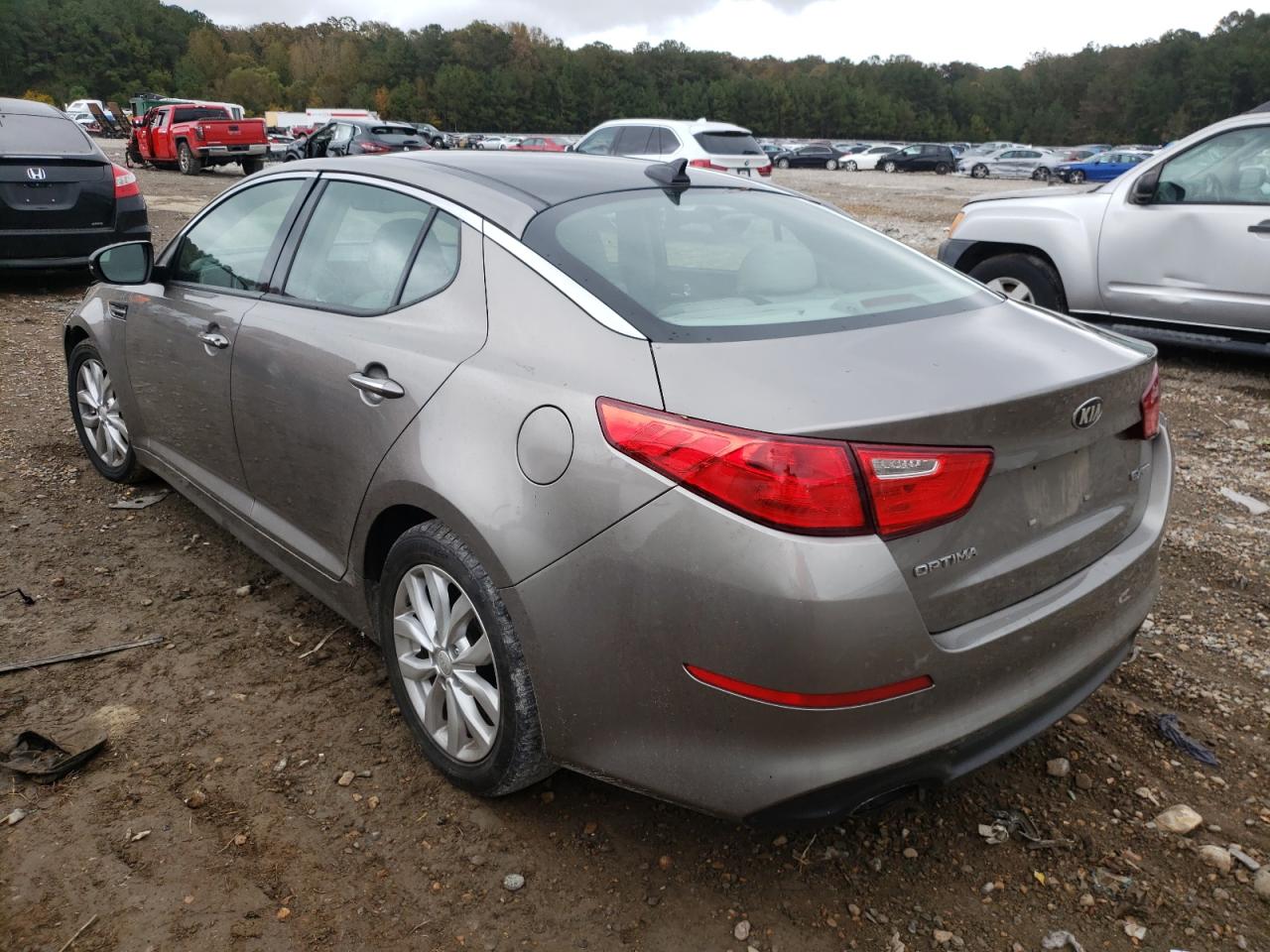 Photo 3 from auction – 2015 KIA OPTIMA EX with VIN 5XXGN4A77FG506029