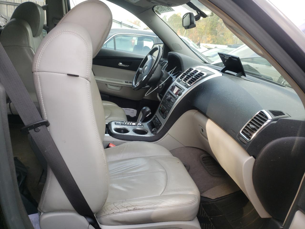 Photo 5 from auction – 2008 GMC ACADIA SLT with VIN 1GKER33758J193715