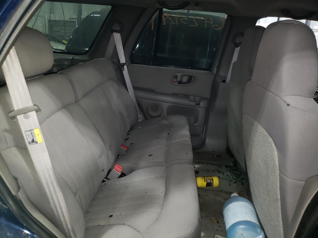 Photo 6 from auction – 2004 CHEVROLET BLAZER with VIN 1GNDT13X44K151576