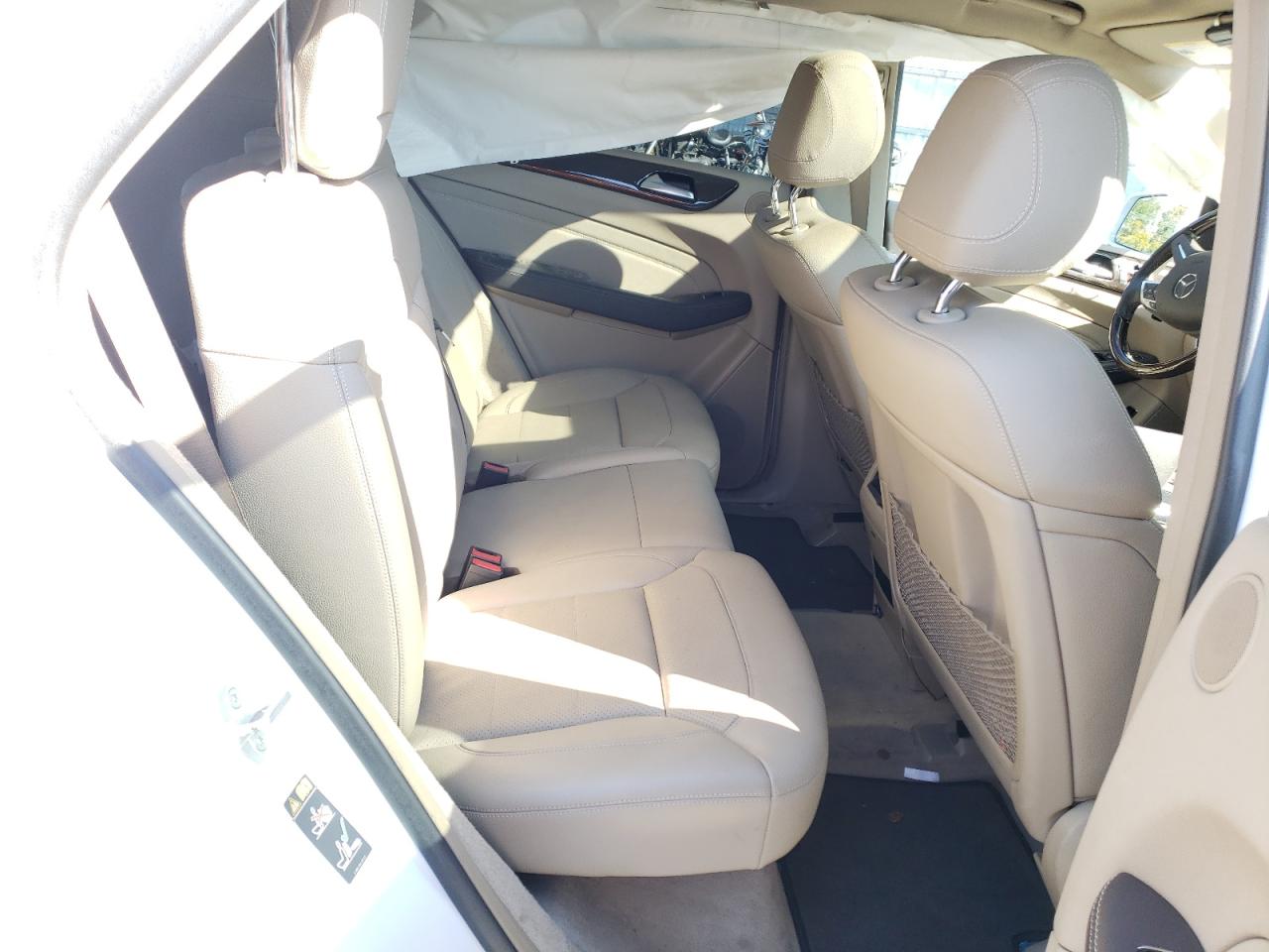 Photo 6 from auction – 2015 MERCEDES-BENZ ML 350 with VIN 4JGDA5JB2FA520534