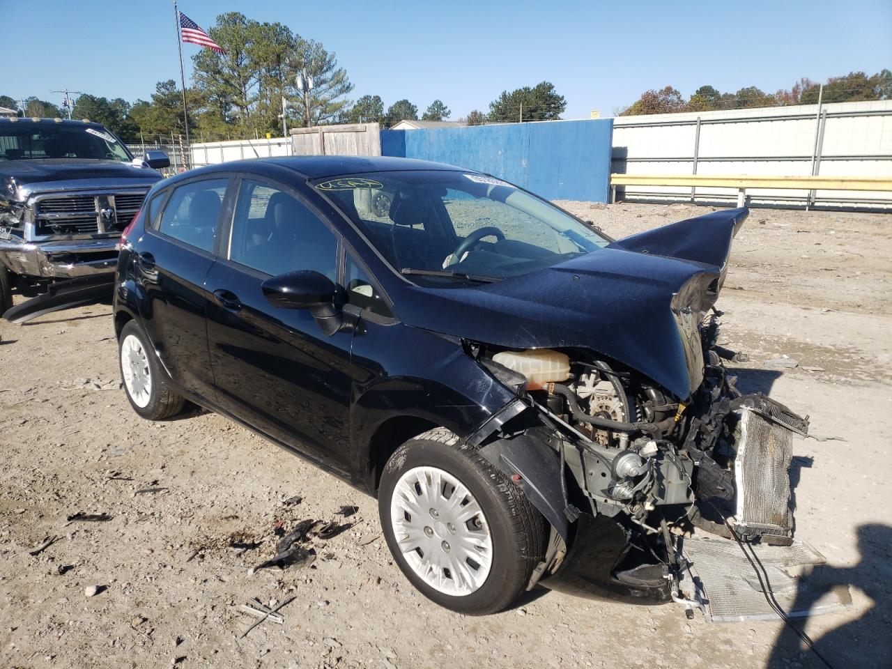 Photo 1 from auction – 2016 FORD FIESTA S with VIN 3FADP4TJ2GM169989