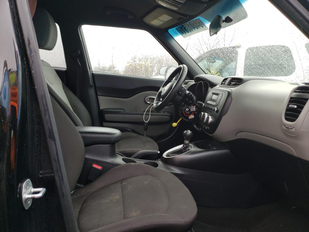 Photo 5 from auction – 2016 KIA SOUL with VIN KNDJN2A24G7274059