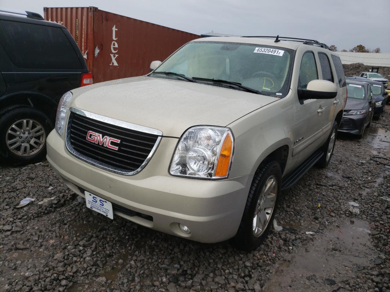 Photo 2 from auction – 2007 GMC YUKON with VIN 1GKFK13047R385563